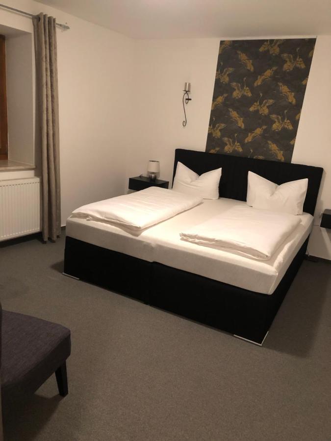 Hotel Garni Zum Rebstock Naumburg  Exteriér fotografie